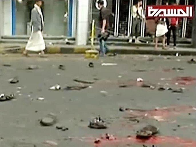 صور التفجير الانتحاري في صنعاء من قناة المسيرة