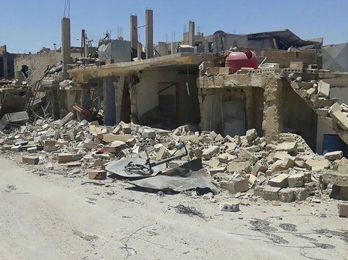 حي غويران -الحسكة -سوريا الدمار الذي سببه قصف النظام وطائرات التحالف ناشطون