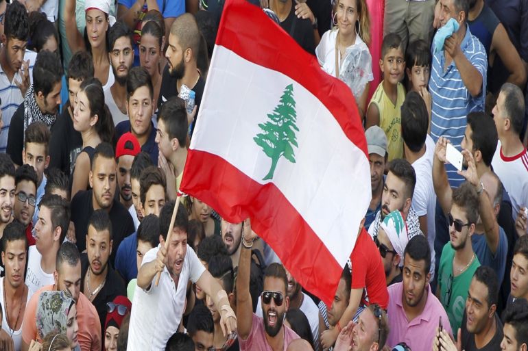 blogs - علم لبنان