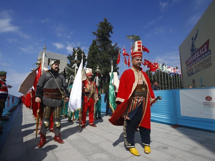 Members of Ottoman Mehter band march during an international service marking the 102nd anniversary of the WWI battle of Gallipoli at the Turkish memorial in the Gallipoli peninsula in Canakkale, Turkey, April 24, 2017. REUTERS/Osman Orsal