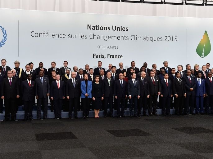 PARIS, FRANCE - NOVEMBER 30: Head of States attend the Family photo session of the Cop 21 on November 30, 2015 in Paris, France. World leaders are meeting in Paris for the start of COP21, the two-week UN climate change summit, attempting to agree on an international deal to curb greenhouse gas emissions. (Photo by Pascal Le Segretain/Getty Images)