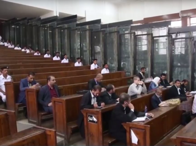 محكمة جنايات القاهرة أجلت محاكمة 739 من رافضي الانقلاب المتهمين في قضية فض اعتصام رابعة العدوية,