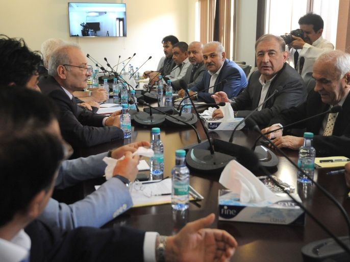 Members of the Syrian high negotiations committee and the Cairo and Moscow groups are seen during a meeting in Riyadh, on August 21, 2017, in an effort to arrive at an agreement on the political programme that forms the basis of the negotiations with the Syrian government. / AFP PHOTO / FAYEZ NURELDINE (Photo credit should read FAYEZ NURELDINE/AFP/Getty Images)