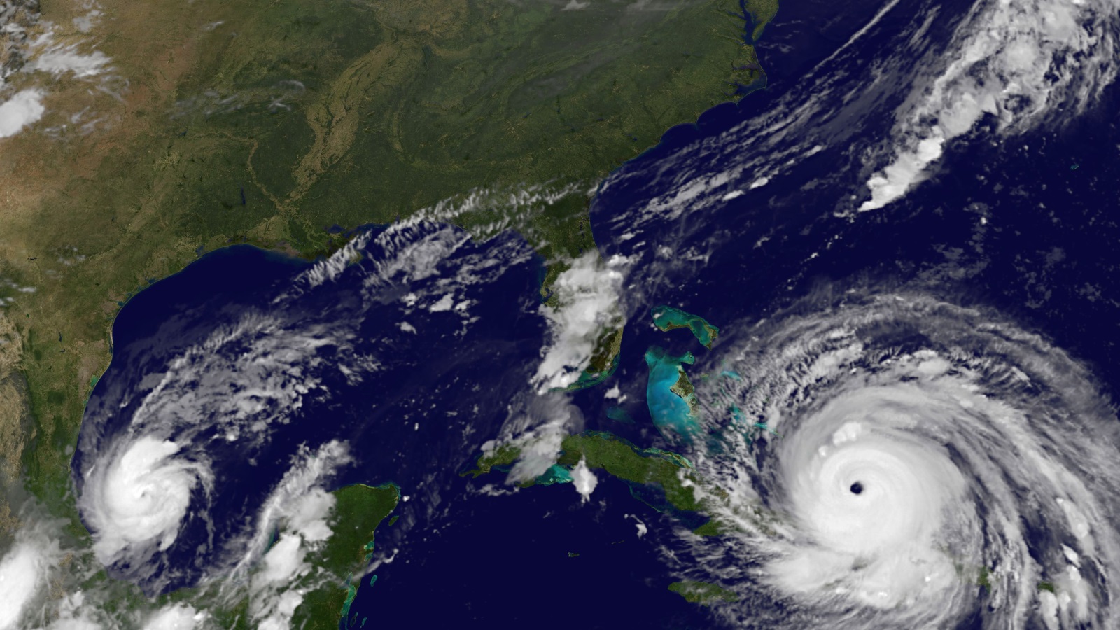 ‪الإعصار إيرما يتجه إلى السواحل الجنوبية لولاية فلوريدا جنوبي الولايات المتحدة‬ (غيتي)