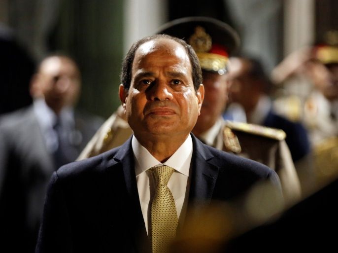 Egyptian President Abdel Fattah al-Sisi reviews the troops at the Defense Ministry in Paris, France, October 23, 2017. REUTERS/Thibault Camus/Pool