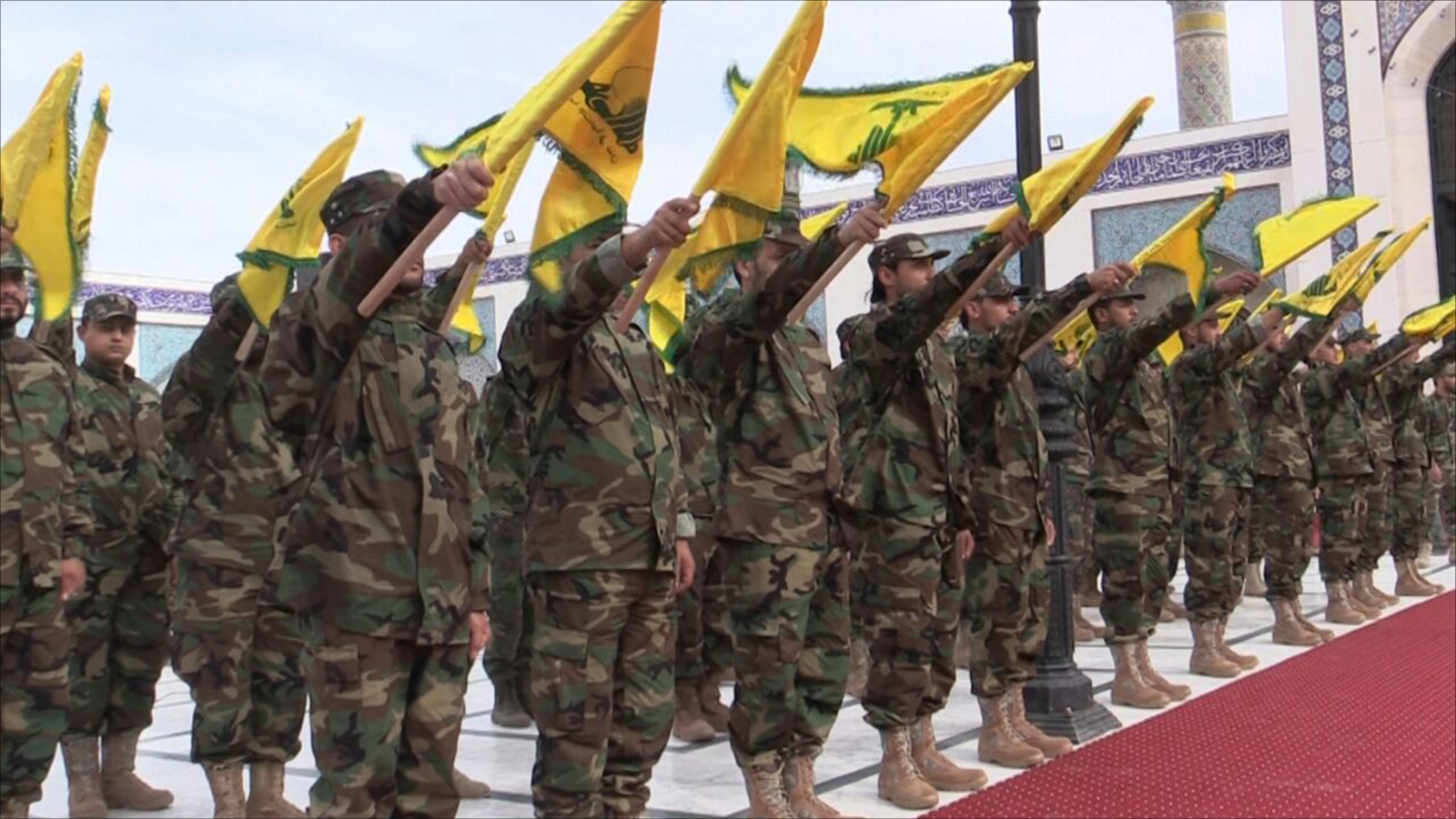 عناصر من حزب الله اللبناني (الجزيرة)