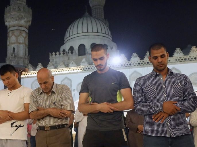مدونات - رمضان مسلمون مسجد صلاة يصلون