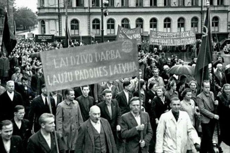 تحرير أستونيا.. الثورة القانونية