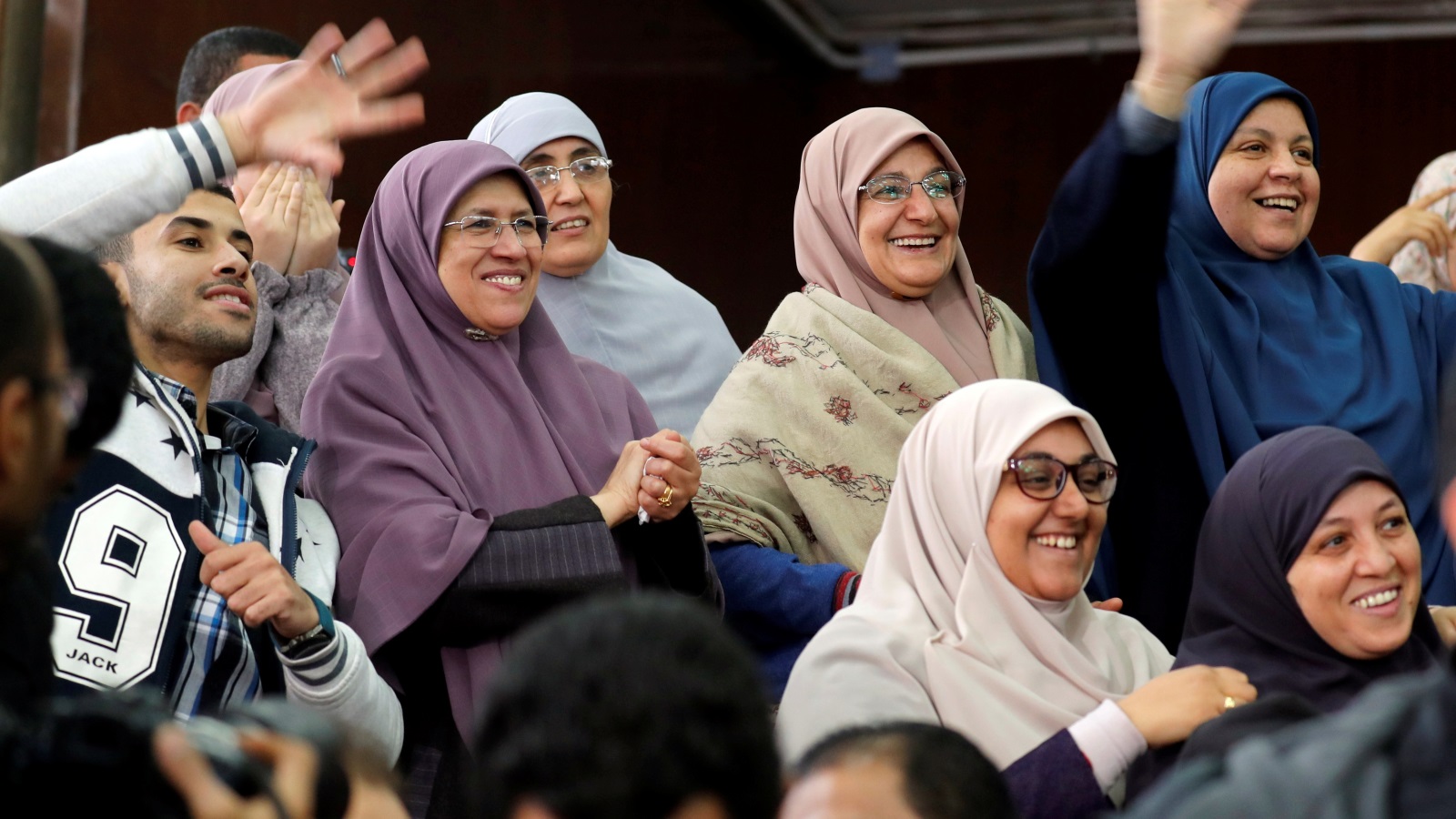 تشير فاطمة عبد الهادي إلى أن ثمة دافعا مهما لتفاعل المرأة داخل الحركات الإسلامية، وهو ما يتصل برغبتها في ممارسة العمل الدعوي.