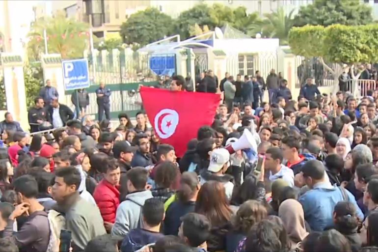 مظاهرات الطلبة تفاقم أزمة التعليم بتونس