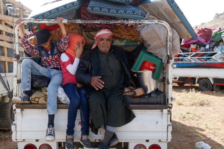Syrian refugees prepare to return to Syria from the Lebanese border town of Arsal, Lebanon June 28, 2018. REUTERS/Mohamed Azakir