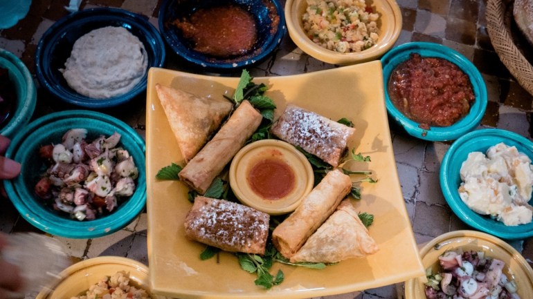 أطباق مغربية خاصة على مائدة إفطار رمضان