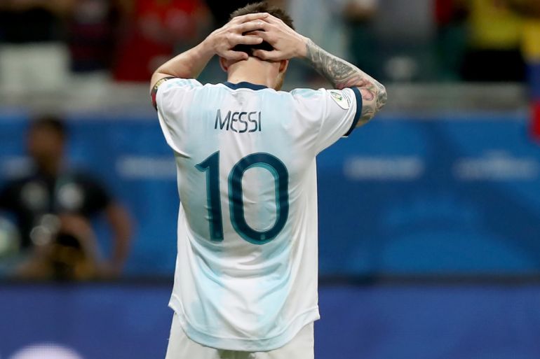 SALVADOR, BRAZIL - JUNE 15: Lionel Messi of Argentina reacts after missing a chance to score during the Copa America Brazil 2019 group B match between Argentina and Colombia at Arena Fonte Nova on June 15, 2019 in Salvador, Brazil. (Photo by Bruna Prado/Getty Images)