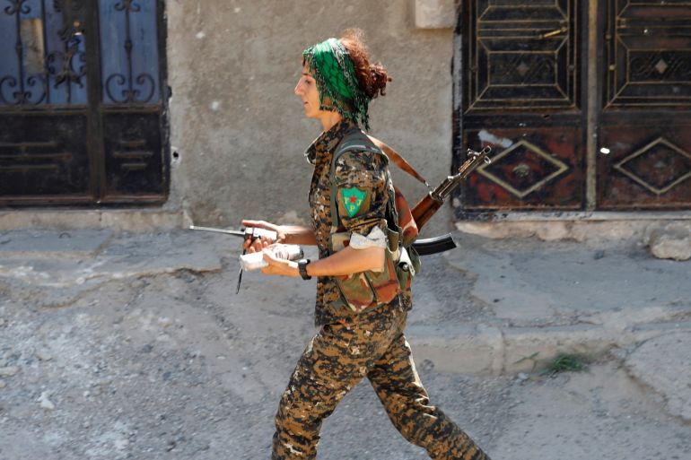 blogs مقاتلة كردية