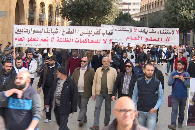 ينظم ذوو السجناء تحركات احتجاجية للمطالبة باصدار قانون للعفو العام