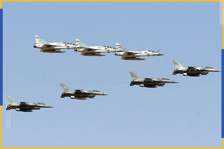 French-made Mirage 2000 and U.S.-made F-16 fighter jets of the United Arab Emirates forces take part in joint military manoeuvres with the French army in the desert of Abu Dhabi May 2, 2012. REUTERS/Ben Job (UNITED ARAB EMIRATES - Tags: MILITARY POLITICS)