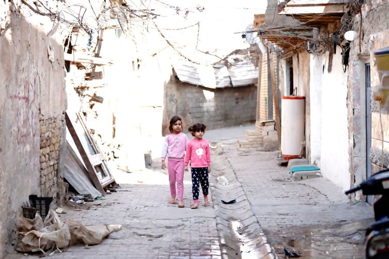 أطفال العراق يواجهون أعلى زيادة في معدلات الفقر - الجزيرة نت