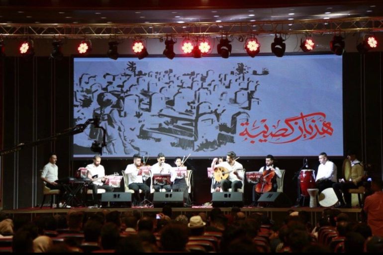 فرقة حلم هي من أوائل الفرق العراقية التي تخصصت في الغناء الصوفي الحديث