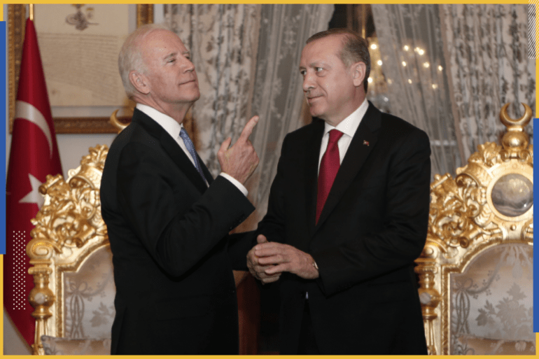 epa05121006 US Vice President Joe Biden (L) chats with Turkish President Recep Tayyip Erdogan (R) after a meeting at the Yildiz Mabeyn Palace in Istanbul, Turkey, 23 January 2016. Biden is in Turkey for a two day visit and is scheduled to meet both, Turkish president Recep Tayyip Erdogan and Prime Minister Ahmet Davutoglu. EPA/SEDAT SUNA / POOL