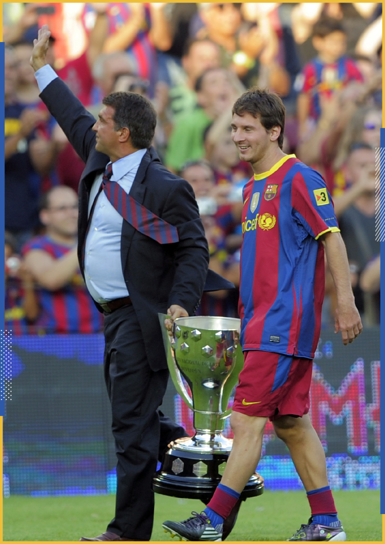 Barcelona's former president Joan Laporta (L) and Lionel Messi hold the Spanish first division trophy of the 2009-2010 season before a friendly match at Camp Nou stadium in Barcelona, August 25, 2010. REUTERS/Albert Gea (SPAIN - Tags: SPORT SOCCER)