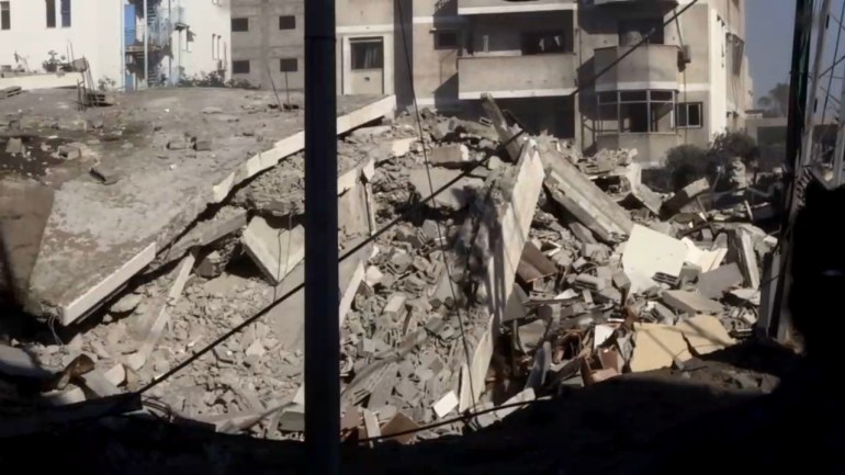 مقاتلات إسرائيلية تدمر مصرفا في غزة (تدمير بنك الانتاج)