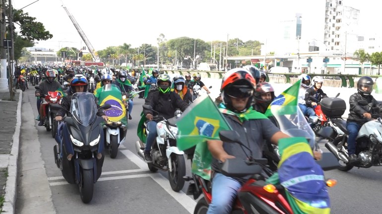 لقطات لمسيرة دراجات مؤيدة للرئيس