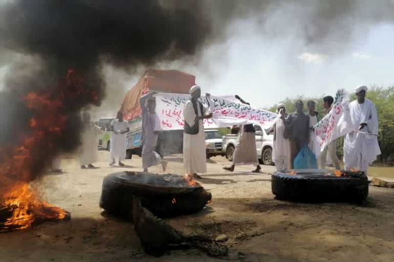 اغلاق الطريق القومي بشرق السودان