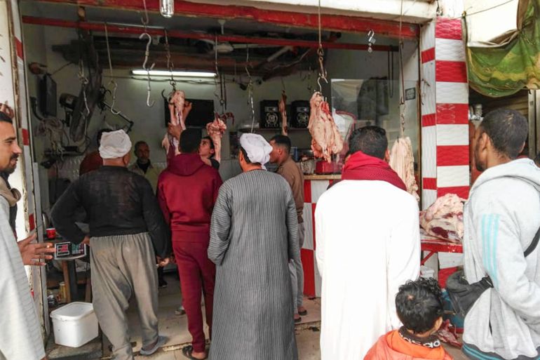 قفزت أسعار اللحوم والدواجن في مصر بنسبة 20 -30 بالمئة خلال الفترة الأخيرة / الجزيرة نت