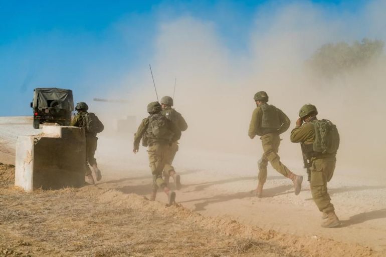 مجموعة قراصنة تنشر تفاصيل مئات الجنود بالجيش الإسرائيلي.-مصدرها جيش الاحتلال الاسرائيلي