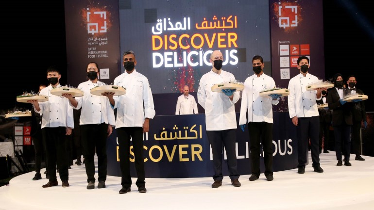 مشاهير الطهاة في قطر والعالم قدموا تجارب طهي حية وتفاعلية (الجزيرة)