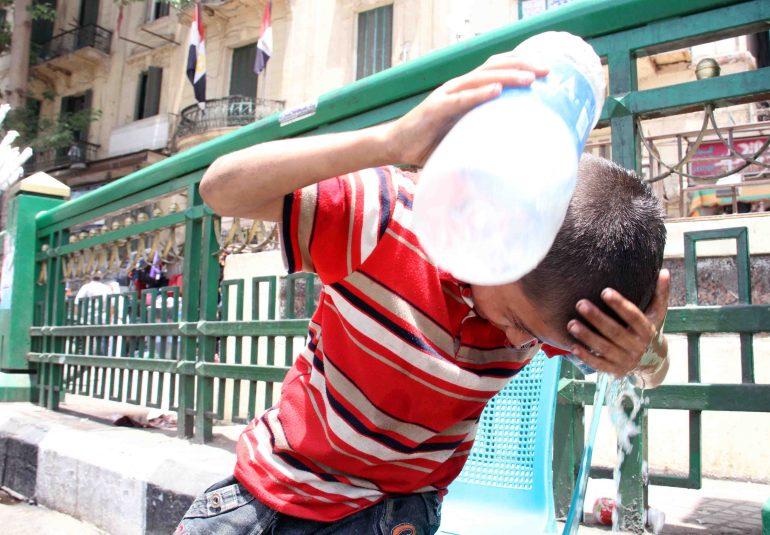 صيف مصر أصبح شديد الحرارة والرطوبة تصوير زميل مصور صحفي ومسموح باستخدام الصورة