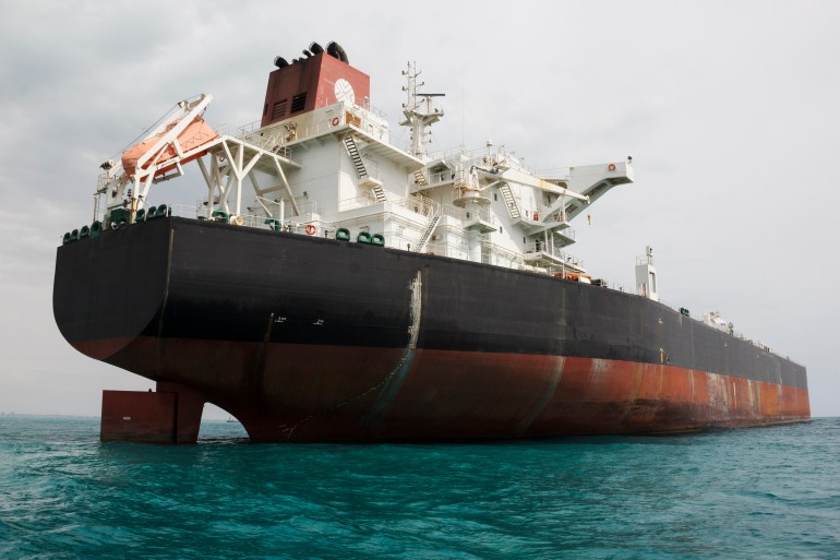 التقارير العالمية تؤيد ما نشر عن تراجع صادرات النفط الإيراني إلى الصين