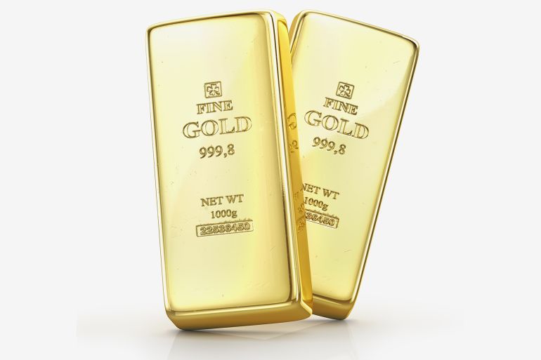 شتري المستثمرون الذهب كـ”ملاذ آمن”، وحتى عندما يكون الاقتصاد منتعشا يشتري المستهلكون مزيدا من المجوهرات
