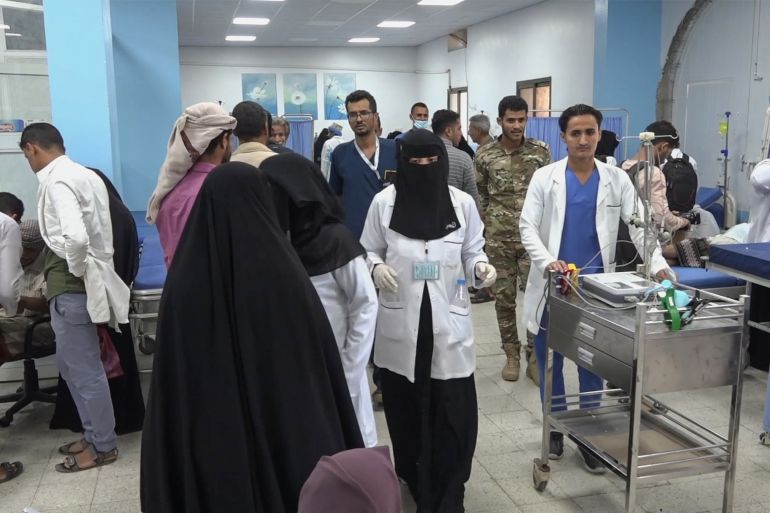 رغم الجهود المبذولة لكن ٤٩٪ من المؤسسات الصحية في اليمن لا تعمل المستشفى الجمهوري -تعز -الجزيرة نت