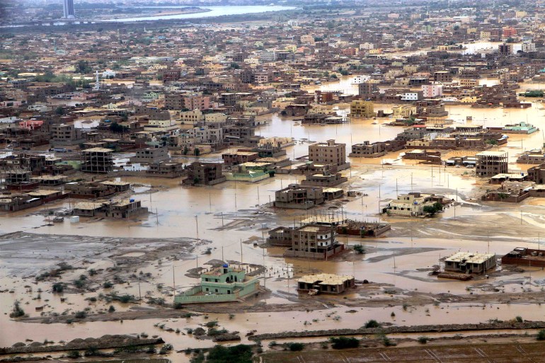 An aerial view of the area affected by floods caused by heavy rains in Khartoum August 5, 2013. REUTERS/Stringer (SUDAN - Tags: ENVIRONMENT DISASTER)