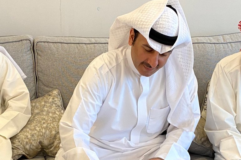 مرشح لمجلس الأمة الكويتي يوقع على وثيقة القيم (مواقع التواصل)