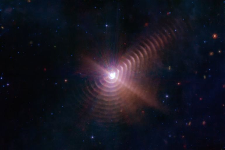 Webb Finds Star Duo Forms ‘Fingerprint’ in Space