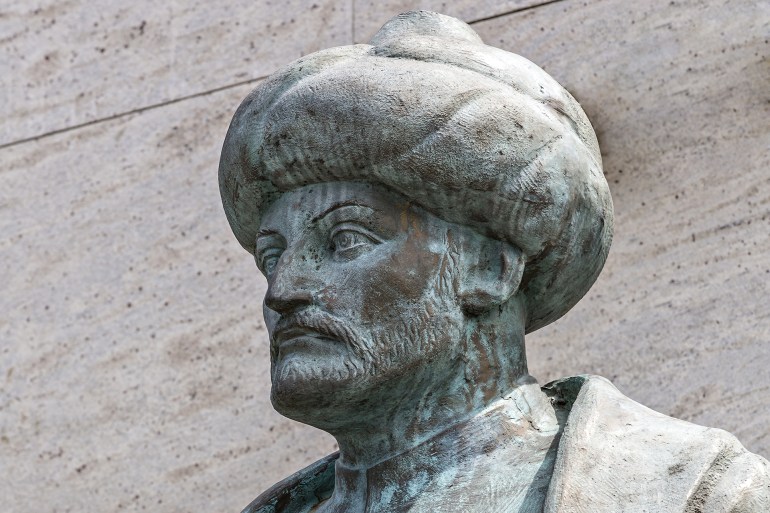 Statue of Suleiman the Magnificent, Edirnekapi, Istanbul, Turkey