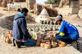 غزالي يجوب مصر لتوثيق الحياة اليومية ويدوّن تراث الخبز المصري