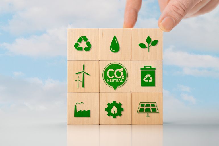 التسويق الأخضر يعد جزءًا من حركة اجتماعية أكبر نحو ممارسات أكثر استدامة وأخلاقية (شترستوك)