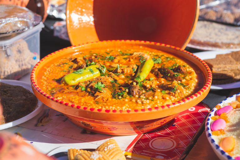 المردود أو البركوكس من الأكلات المرتبطة بالطقس البارد في الجزائر traditional berber dish Berkoukes;