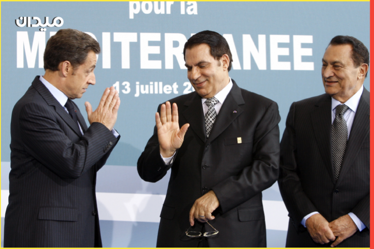 Tunisia's President Zine El-Abidine Ben Ali (C) is greeted by France's President Nicolas Sarkozy (L) and Egypt's President Hosni Mubarak as he arrives at the EU-Mediterranean summit in Paris, July 13, 2008. Leaders from over 40 European and Mediterranean states began a summit on Sunday aimed at launching a French-inspired union to tackle joint challenges such as immigration and launch projects in areas including solar power. REUTERS/Charles Platiau (FRANCE)