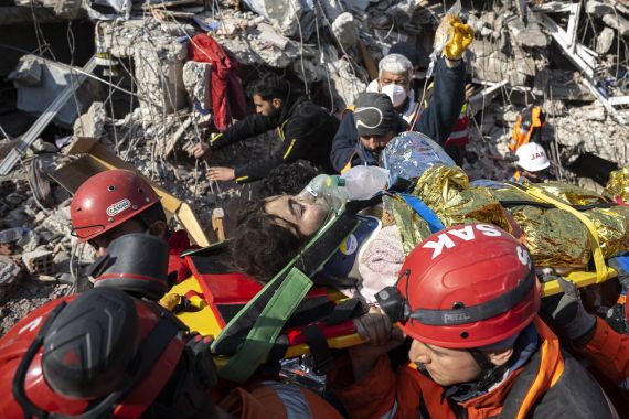 A woman rescued under rubble 177 hours after 7.7 Kahramanmaras Earthquake