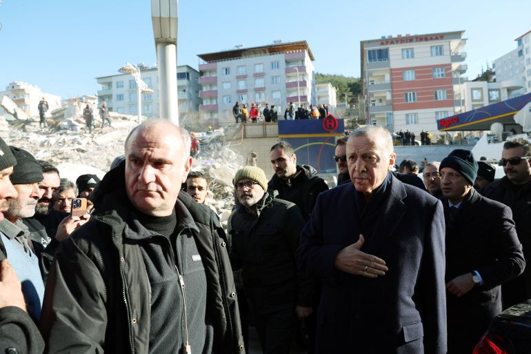 Turkish President Tayyip Erdogan meets with people in the aftermath of a deadly earthquake in Kahramanmaras, Turkey February 8, 2023. Presidential Press Office/Handout via REUTERS ATTENTION EDITORS - THIS PICTURE WAS PROVIDED BY A THIRD PARTY. NO RESALES. NO ARCHIVES.