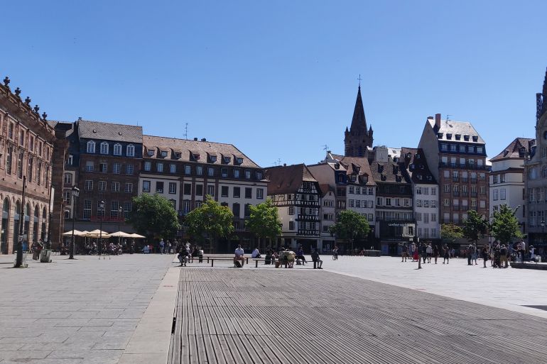Strasbourg is the capital of the region Alsace-Champagne-Ardenne-Lorraine (Grand Est) in the north-east of France.