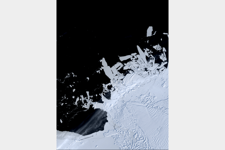 Landsat 8 image showing the heavily crevassed front of Thwaites Glacier, West Antarctica, and icebergs and sea ice offshore. ©NASA/USGS, processed by Dr. Frazer Christie, Scott Polar Research Institute, University of Cambridge.