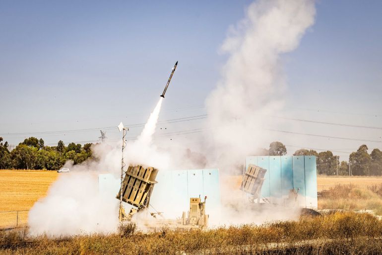 القبة الحديدية تفشل في اعتراض قذائف صاروخية أطلقت من قطاع غزة المصدر : المتحدث بأسم الجيش الأسرائيلي
