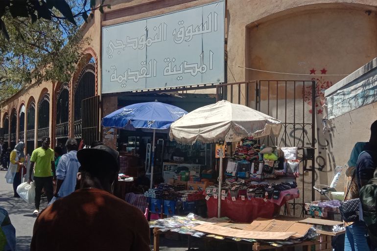 أحد أبواب سوق السنغال بالدار البيضاء