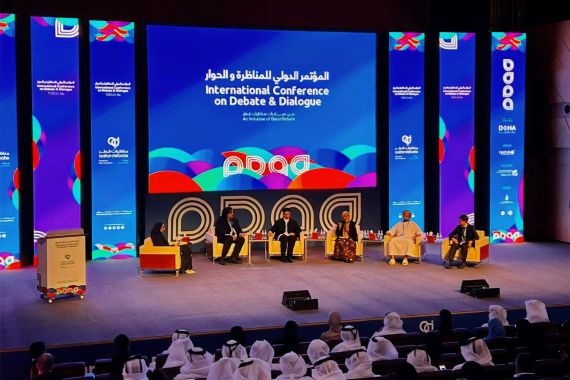 اختتام أعمال المؤتمر الدولي الأول للمناظرة والحوار بالدوحة مركز مناظرات قطر