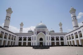 بلغت تكلفة بناء مسجد أبو حنيفة النعمان 100 مليون دولار (الصحافة القطرية)